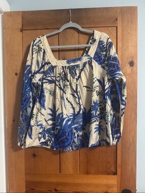 Elie Tahari Blouse